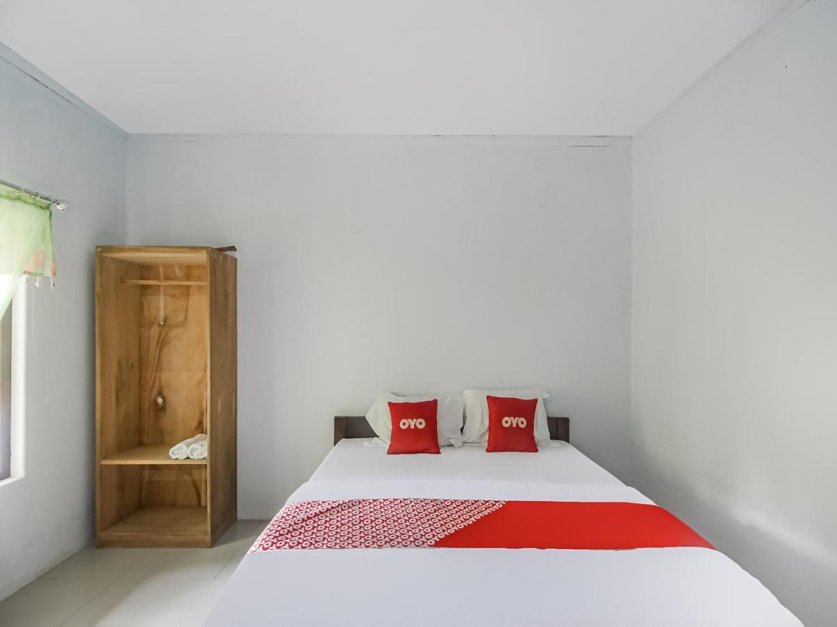 Oyo 90988 Tangkoko Jungle Homestay Rinondoran Bagian luar foto