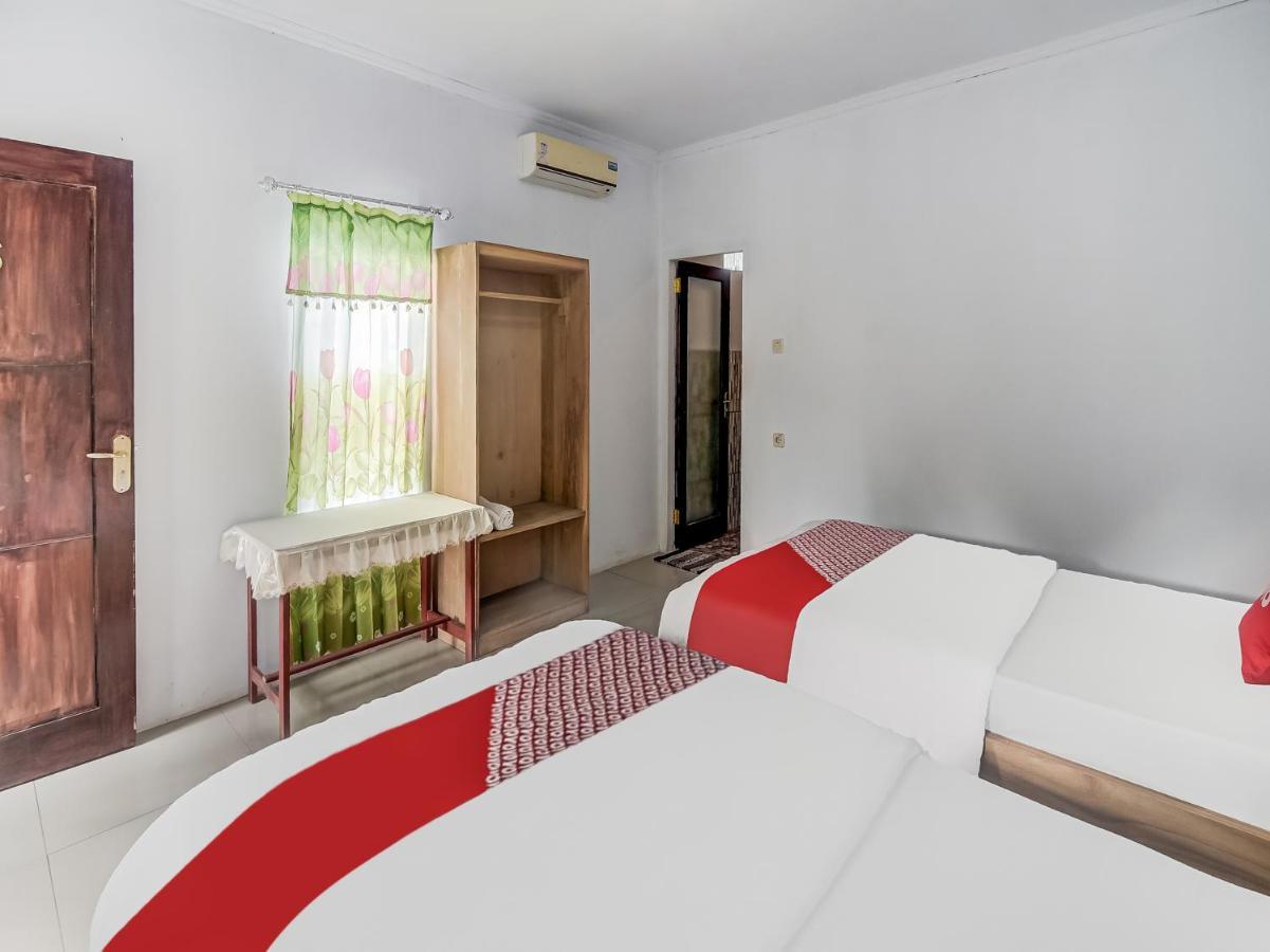 Oyo 90988 Tangkoko Jungle Homestay Rinondoran Bagian luar foto